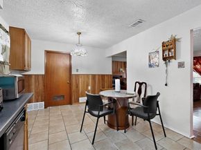 2210  Starlite Lane , Irving Texas 75061