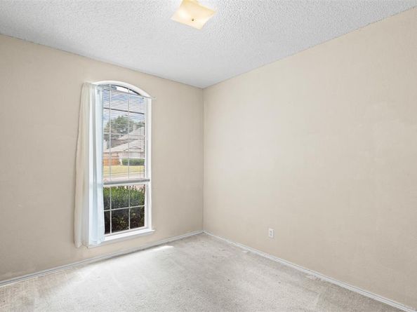 7109  Lost Horizon Drive , Benbrook Texas 76126