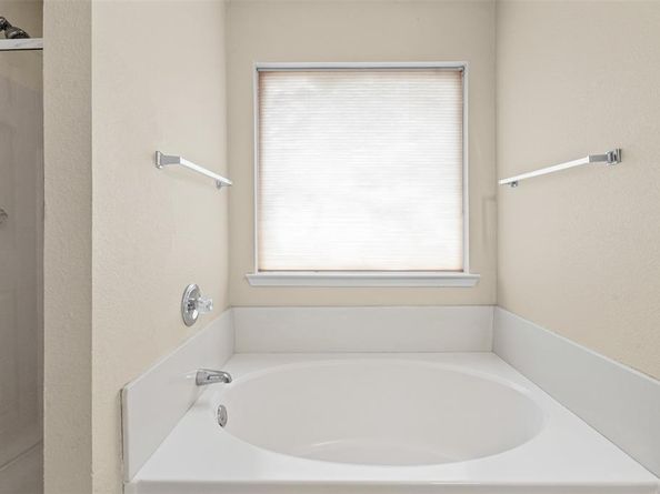 7109  Lost Horizon Drive , Benbrook Texas 76126