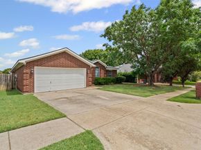 7109  Lost Horizon Drive , Benbrook Texas 76126