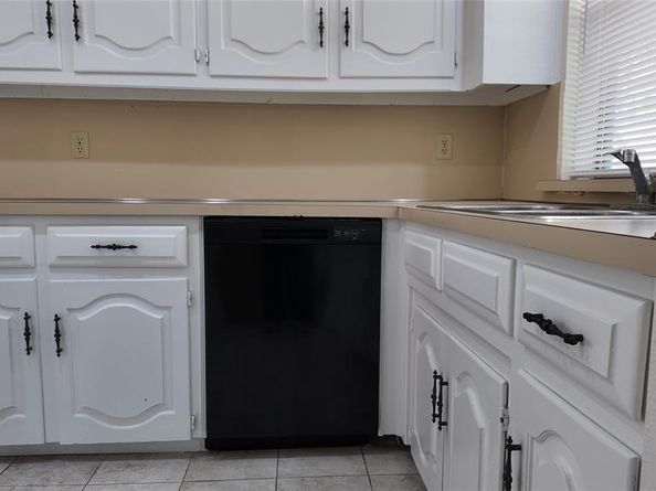 730  Woodcastle Drive , Garland Texas 75040