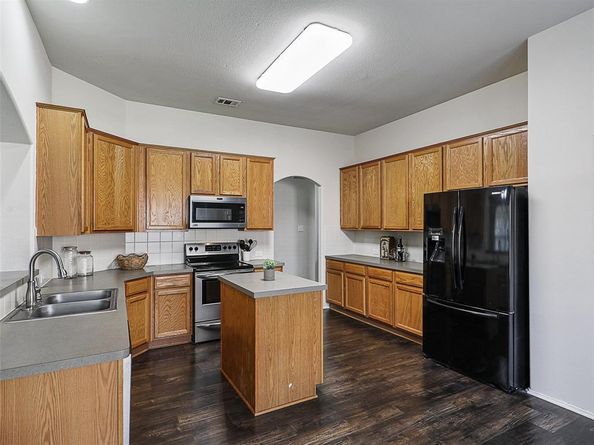 8301  Sonnet Drive , McKinney Texas 75071