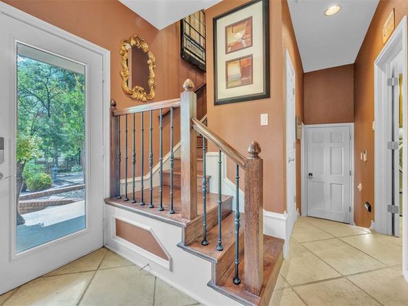 401  Canyon Creek Trail , Fort Worth Texas 76112
