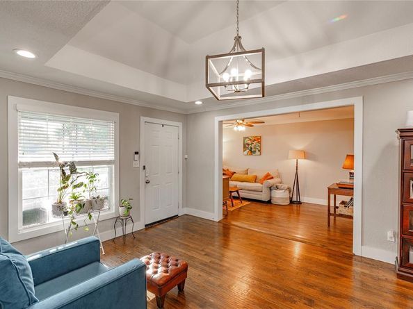2725  Ryan Avenue , Fort Worth Texas 76110