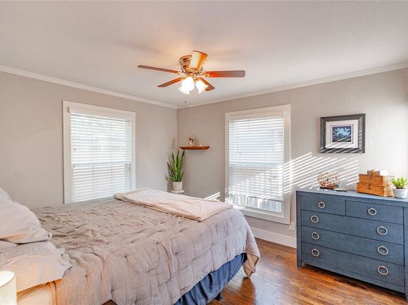 2725  Ryan Avenue , Fort Worth Texas 76110