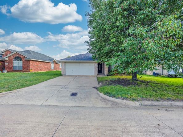 3704  Staghorn Circle N, Fort Worth Texas 76137