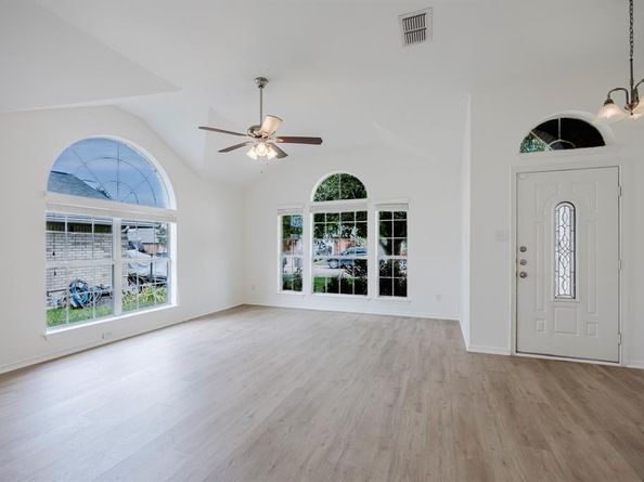 3704  Staghorn Circle N, Fort Worth Texas 76137