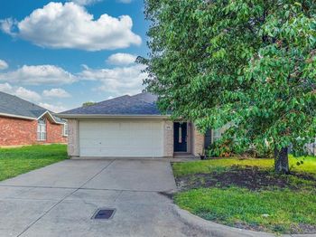 3704  Staghorn Circle N