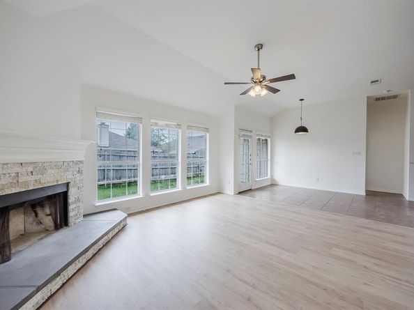 3704  Staghorn Circle N, Fort Worth Texas 76137