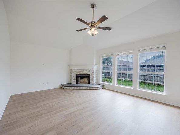 3704  Staghorn Circle N, Fort Worth Texas 76137