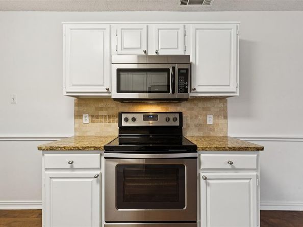 2014  Greenview Drive  A, Carrollton Texas 75010