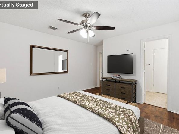2014  Greenview Drive  A, Carrollton Texas 75010