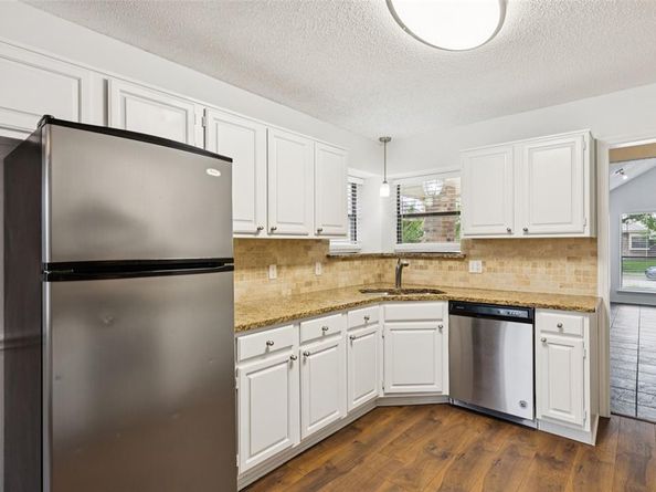 2014  Greenview Drive  A, Carrollton Texas 75010
