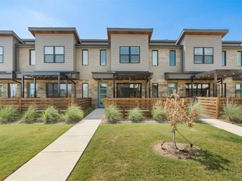 871  Cavitt Court 
