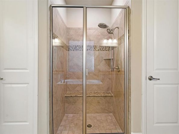 3815  Wind Cave Bend , Irving Texas 75063