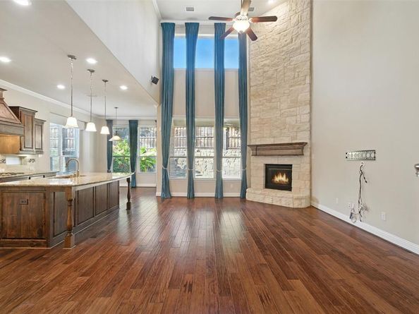 3815  Wind Cave Bend , Irving Texas 75063