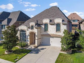 3815  Wind Cave Bend 