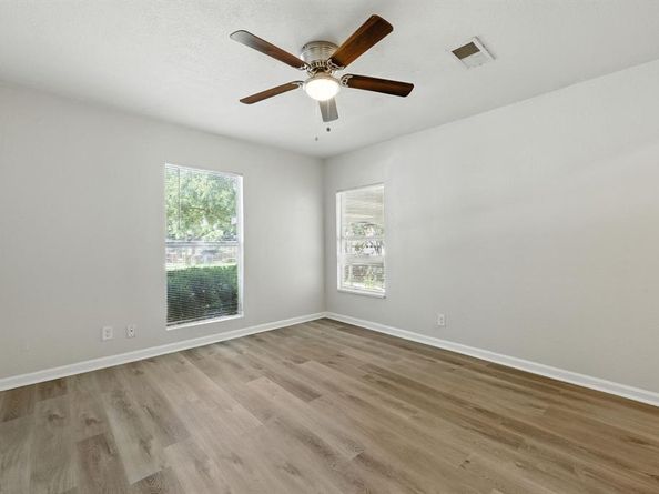 8403  Tackett Street , Dallas Texas 75217
