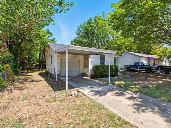 8403  Tackett Street , Dallas Texas 75217