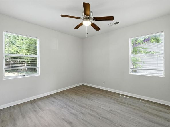8403  Tackett Street , Dallas Texas 75217