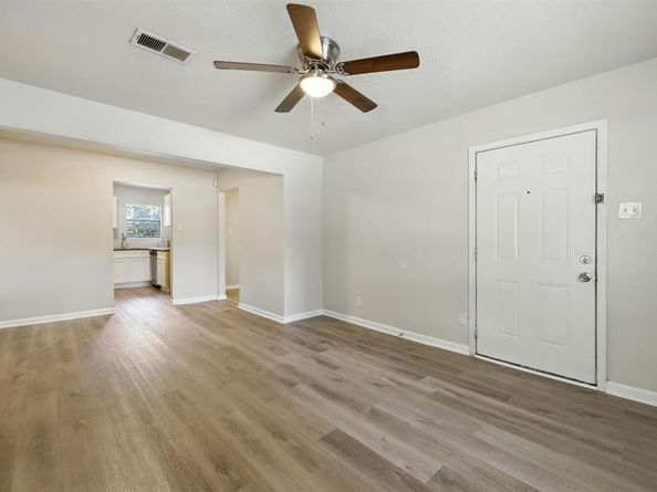 8403  Tackett Street , Dallas Texas 75217