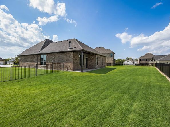 304  Big Antler Court , Heath Texas 75032