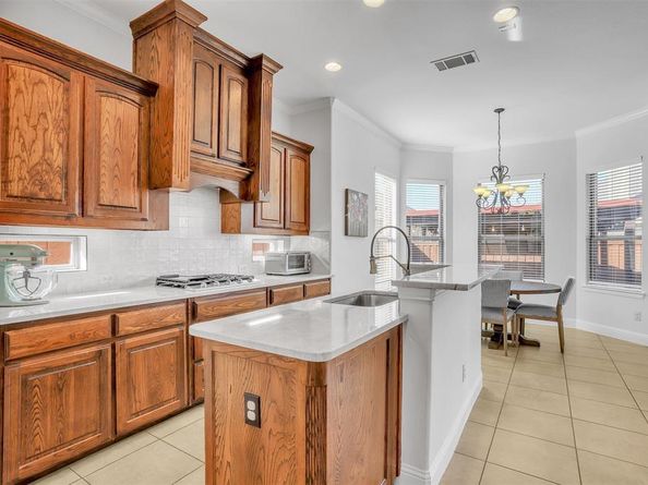 2817  Spring Hollow Court , Highland Village Texas 75077