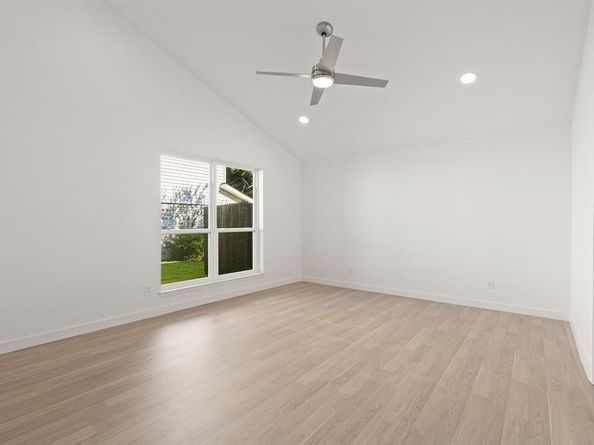 1822  Lewis Drive , Garland Texas 75041