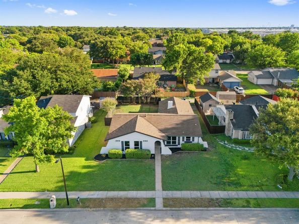 1822  Lewis Drive , Garland Texas 75041