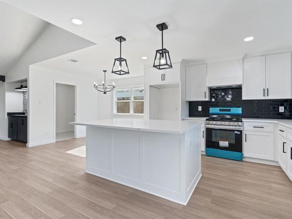 1822  Lewis Drive , Garland Texas 75041