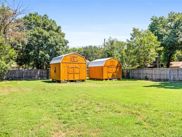 2405  Engleford Drive , Arlington Texas 76015