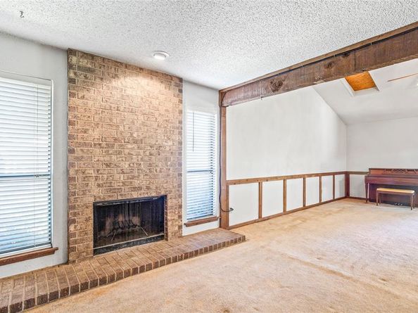 2405  Engleford Drive , Arlington Texas 76015