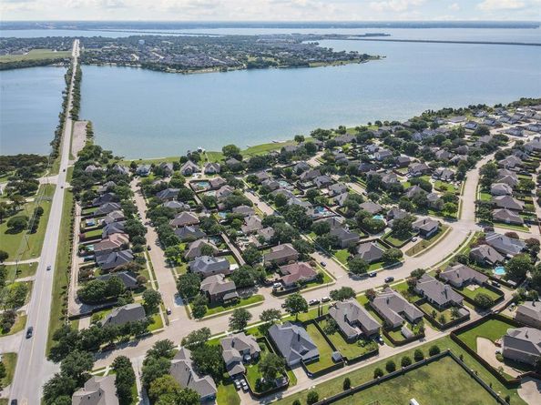 5105  Natchez Drive , Rowlett Texas 75088