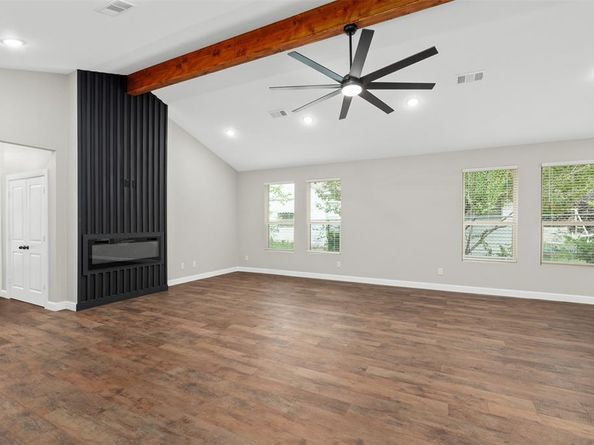 9219  Dale Lane Court , White Settlement Texas 76108