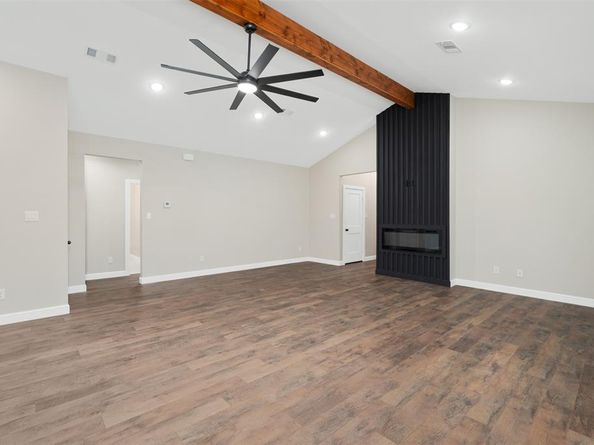 9219  Dale Lane Court , White Settlement Texas 76108