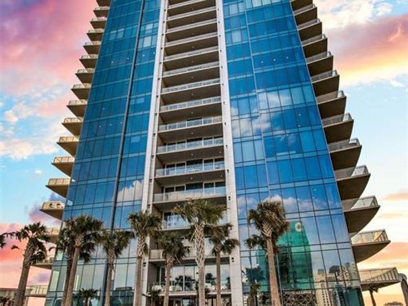 3130 N Harwood Street  2802, Dallas Texas 75201