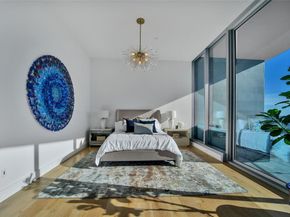 3130 N Harwood Street  2802, Dallas Texas 75201