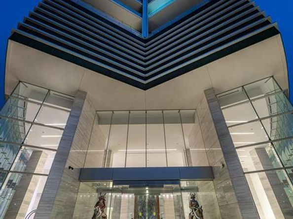 3130 N Harwood Street  2802, Dallas Texas 75201