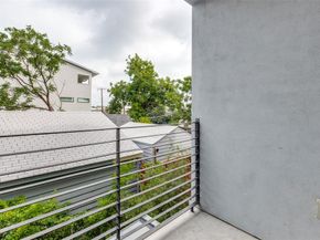2222  Moser Avenue  110, Dallas Texas 75206
