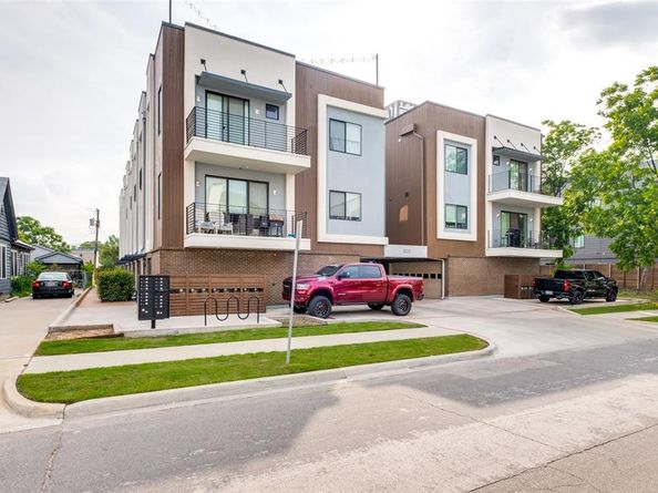 2222  Moser Avenue  110, Dallas Texas 75206