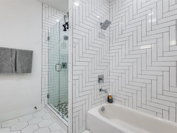 2222  Moser Avenue  110, Dallas Texas 75206