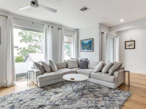 2222  Moser Avenue  110, Dallas Texas 75206