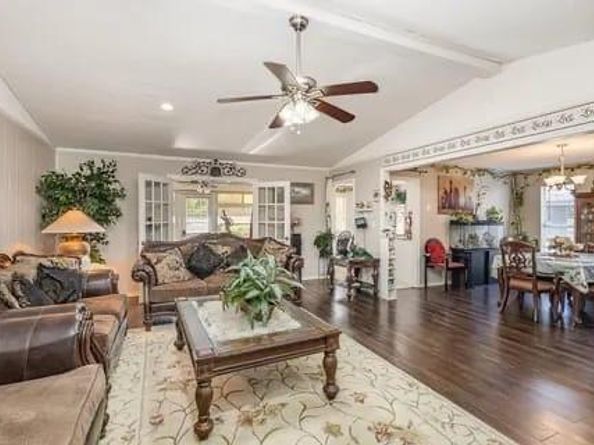 714  Maple Glen Drive , Garland Texas 75043