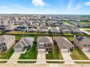 1112  Waggoner Drive , Aubrey Texas 76227