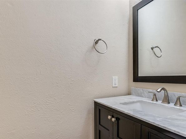 702  Pebble Beach Drive , Garland Texas 75043