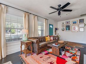 920 S Oak Cliff Boulevard , Dallas Texas 75208