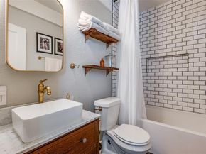 920 S Oak Cliff Boulevard , Dallas Texas 75208