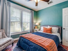 920 S Oak Cliff Boulevard , Dallas Texas 75208