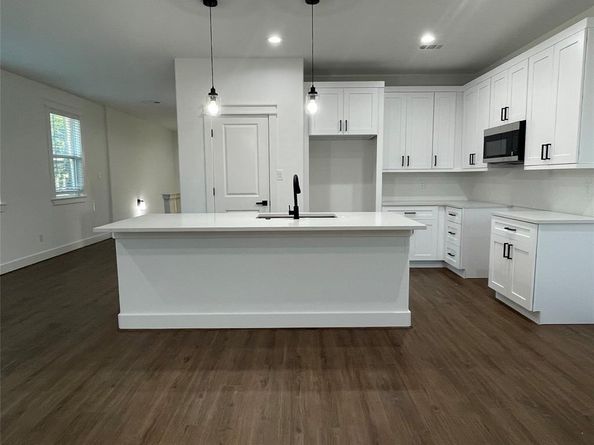 2726  1st Avenue , Dallas Texas 75210