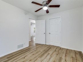 217  Ridgeway Avenue , Azle Texas 76020